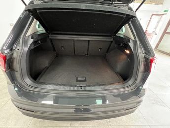 Volkswagen Tiguan TDI BlueMotion Tech SE Navigation