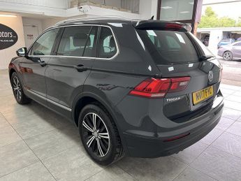 Volkswagen Tiguan TDI BlueMotion Tech SE Navigation