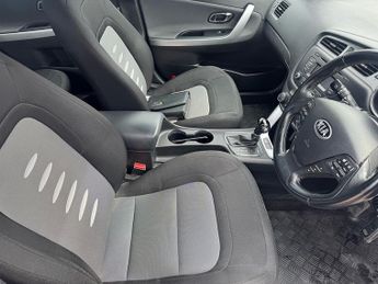 Kia Ceed CRDi 2
