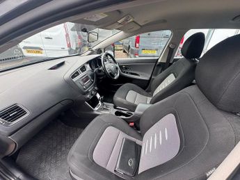 Kia Ceed CRDi 2