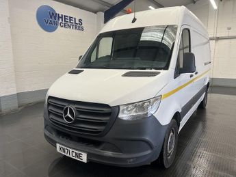 Mercedes Sprinter 2.0 315 CDI Progressive Panel Van 5dr Diesel Manual RWD L2 H2 Eu
