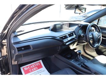 Lexus UX 250h