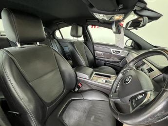 Jaguar XF d R-Sport