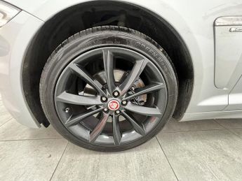 Jaguar XF d R-Sport