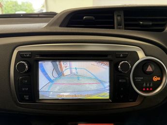 Toyota Yaris Dual VVT-i Icon Plus