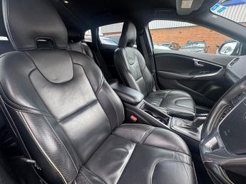 Volvo V40 D4 R-Design Pro