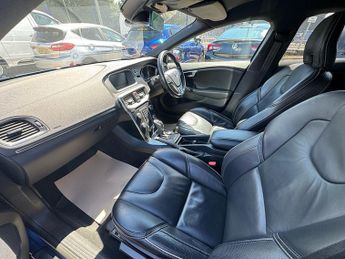 Volvo V40 D4 R-Design Pro
