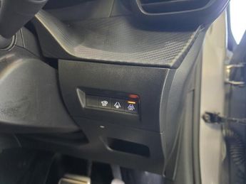 Peugeot E-208 50kWh GT Premium Hatchback 5dr Electric Auto (7kW Charger) (136 