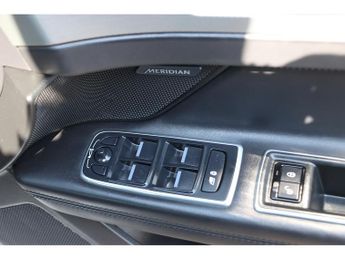 Jaguar XF i Portfolio