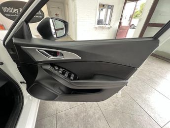 Mazda Mazda3 SKYACTIV-G SE-L Nav