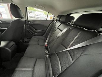 Mazda Mazda3 SKYACTIV-G SE-L Nav