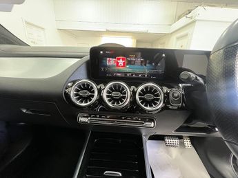 Mercedes-Benz EQA EQA 250 AMG Line