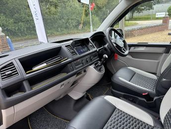 Volkswagen Campervan T6 T32 150 SWB