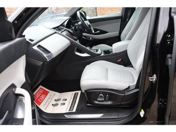 Jaguar E-PACE P300e R-Dynamic SE