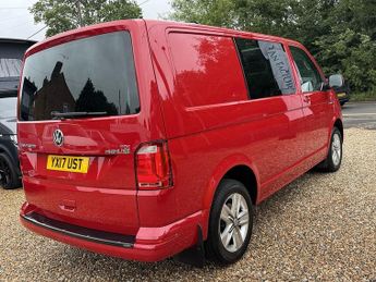 Volkswagen Transporter BiTDI T30 BlueMotion Tech Highline