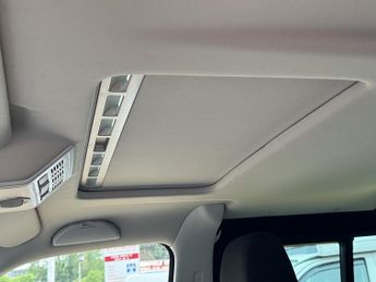 Volkswagen Transporter BiTDI T30 BlueMotion Tech Highline