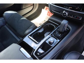 Volvo S90 h T8 R-Design