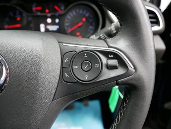 Vauxhall Grandland X Turbo D SRi Nav