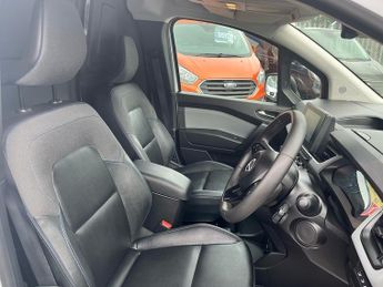 Nissan Townstar 45kWh Tekna Panel Van 6dr Electric Auto L1 (122 ps)