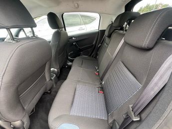 Peugeot 208 VTi PureTech Allure