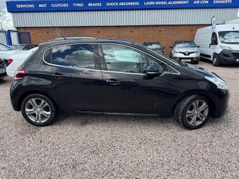 Peugeot 208 VTi PureTech Allure