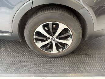 Kia Sorento 2.2 CRDi KX-2 SUV 5dr Diesel Auto AWD Euro 6 (s/s) (197 bhp)