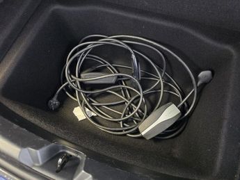Tesla Model 3 Model 3 Standard Range Plus Saloon Automatic Electric