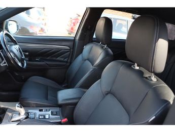 Mitsubishi Outlander h TwinMotor Dynamic