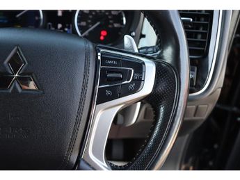 Mitsubishi Outlander h TwinMotor Dynamic