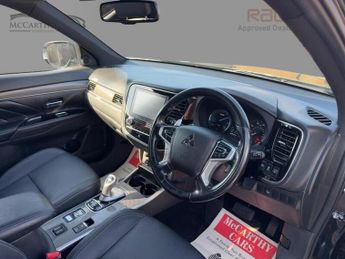 Mitsubishi Outlander h TwinMotor Dynamic
