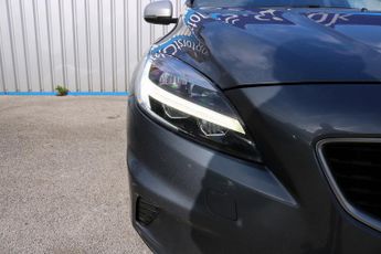 Volvo V40 T5 R-Design Nav Plus