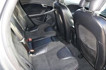 Volvo V40 T5 R-Design Nav Plus