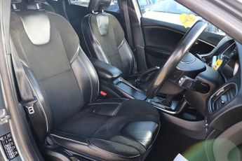 Volvo V40 T5 R-Design Nav Plus