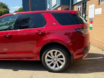 Land Rover Discovery Sport D180 MHEV R-Dynamic HSE