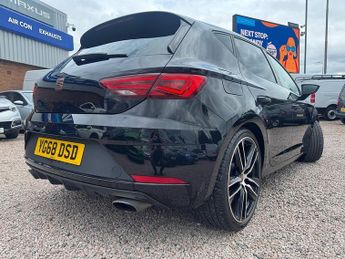 SEAT Leon TSI Cupra 290