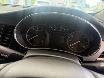 Vauxhall Mokka X 1.4i Turbo Active SUV 5dr Petrol Auto Euro 6 (140 ps)