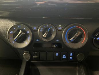 Toyota Hilux D-4D Icon