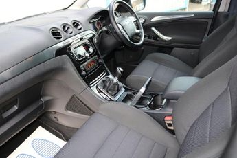 Ford Galaxy TDCi Titanium