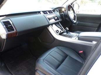 Land Rover Range Rover Sport SD V6 HSE