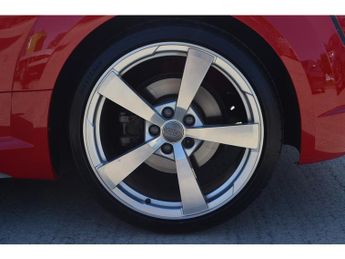 Audi TT TFSI S line