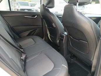 Kia Niro GDi 3