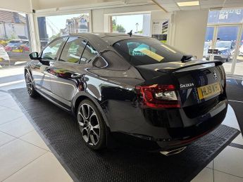 Skoda Octavia 2.0 TSI GPF vRS Hatchback 5dr Petrol DSG Euro 6 (s/s) (245 ps)