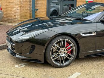 Jaguar F-Type V8 R Awd