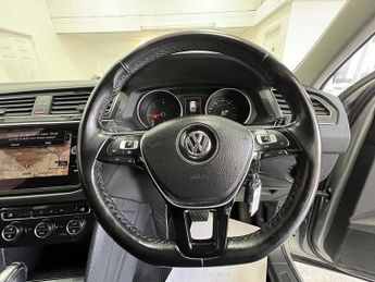 Volkswagen Tiguan TDI SE Navigation