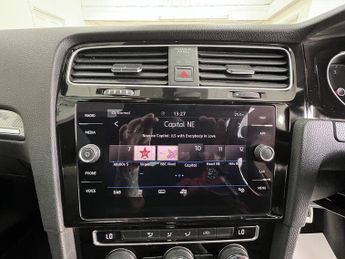 Volkswagen Golf TDI R-Line