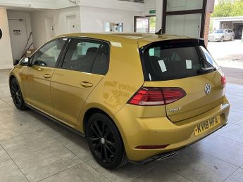 Volkswagen Golf TDI R-Line