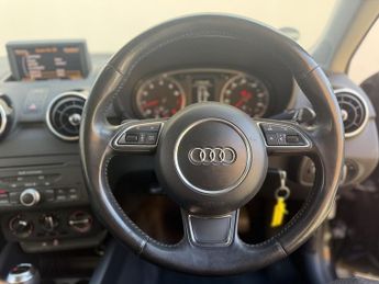 Audi A1 1.4 TFSI Sport Sportback 5dr Petrol S Tronic Euro 5 (s/s) (122 p