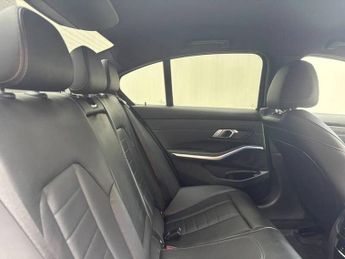 BMW 3 Series 2.0 330i M Sport Saloon 4dr Petrol Auto Euro 6 (s/s) (258 ps)