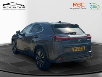 Lexus UX 250h F Sport Design