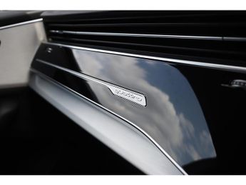 Audi Q8 TFSIe V6 S line
